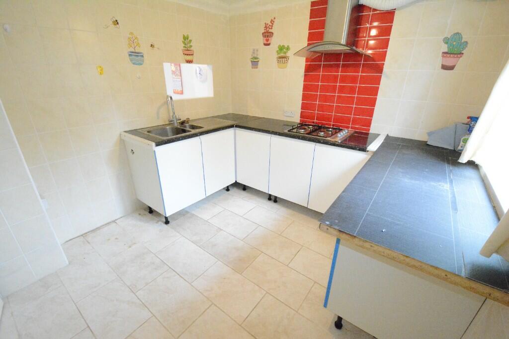 Fitted Kitchen: