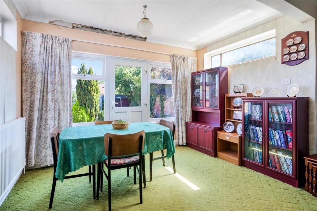 AMIS AVENUE,  (14 FROM 24)-17.jpg