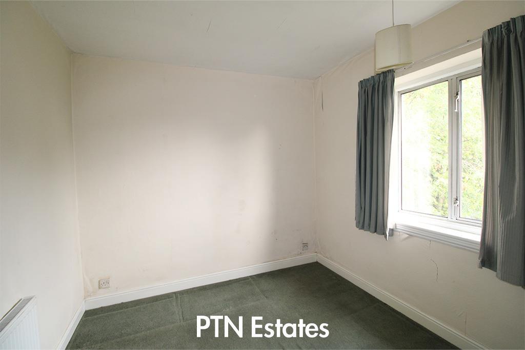 bedroom 3 .jpg