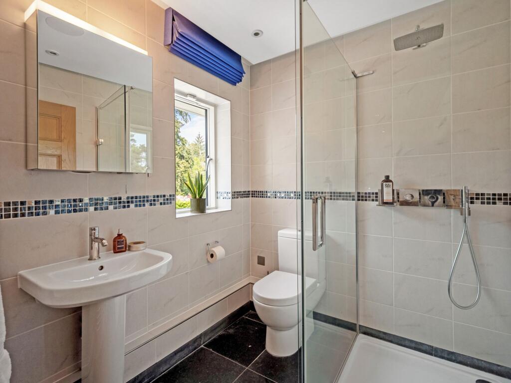 Ensuite