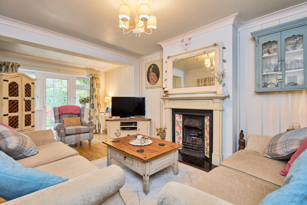 Edward Knight 202...