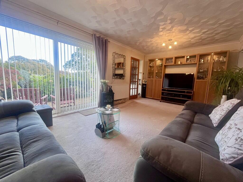 24d6983b-71e7-49b...