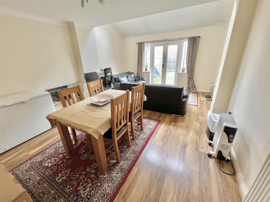 Lounge Dining Room