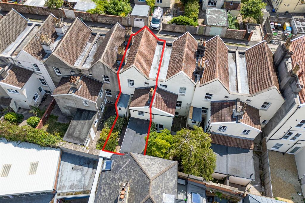 11 Osborne Villas, Kingsdown, Bristol BS2 8BP | Fr