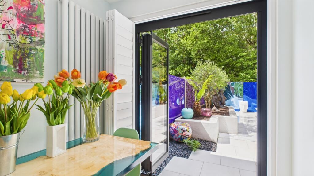 ewemove-ennelclose-diningexperience