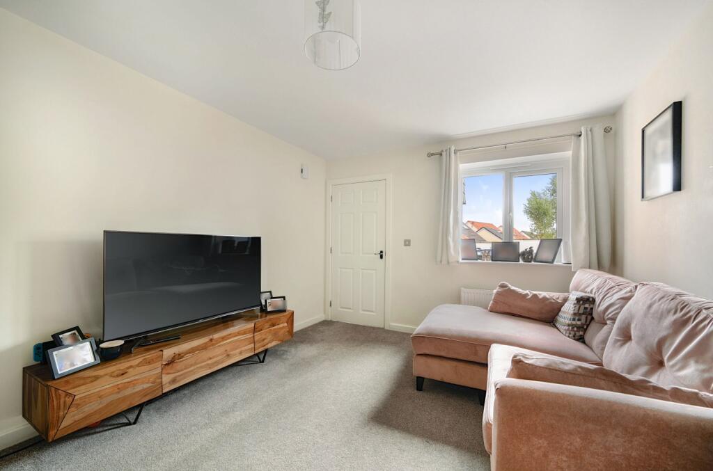 1326415-3-6876660ddb46b