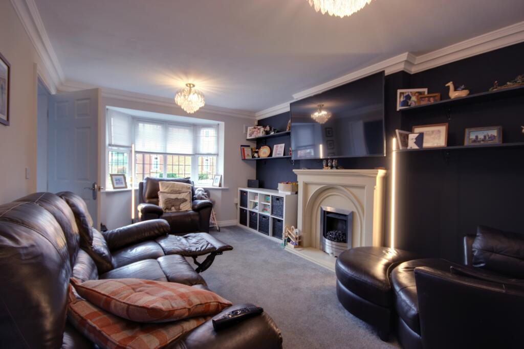 2 Bry Lounge A