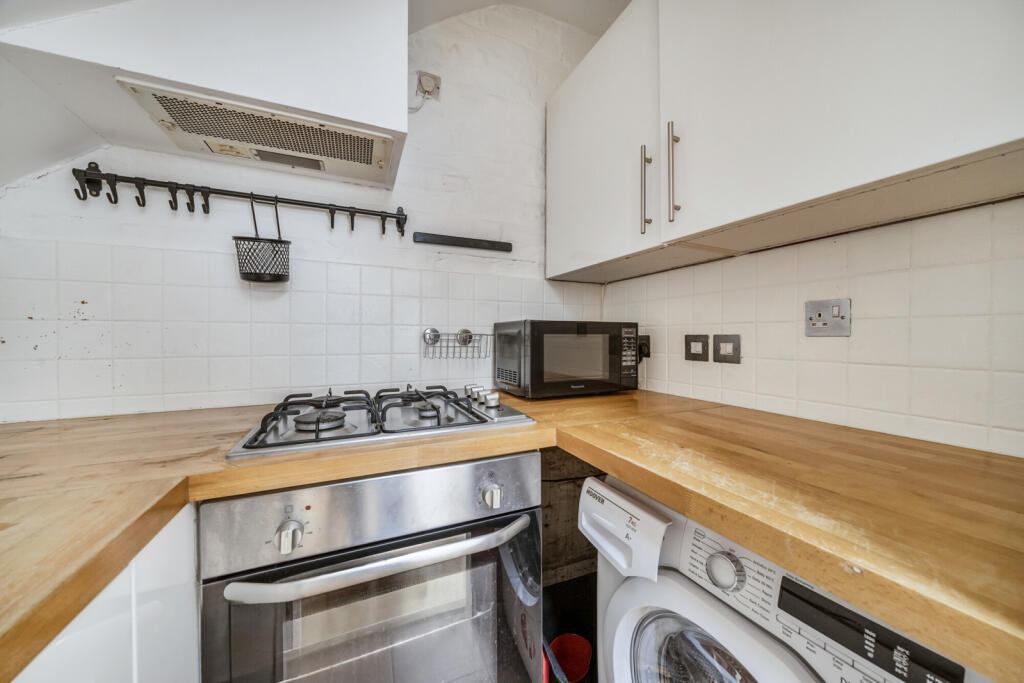 1342809-9-68a4865...