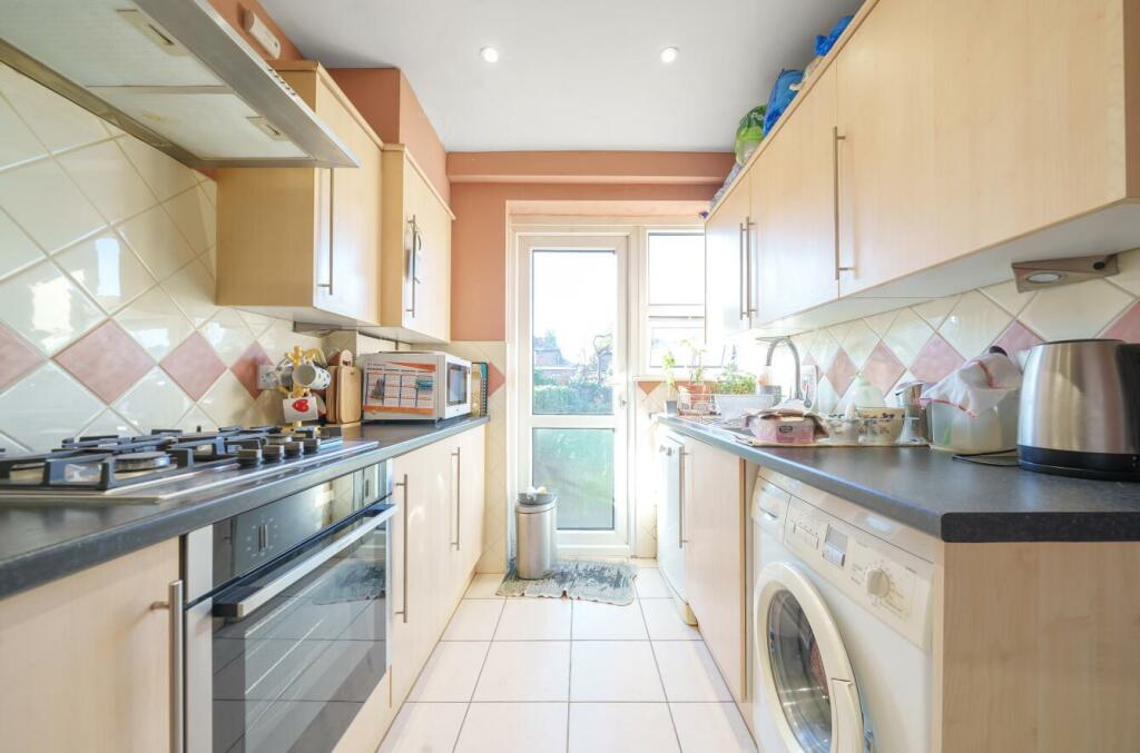 Davidson Frost-Wellings, DFW, Honeypot Lane, Kitch
