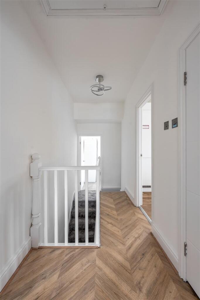 Daventry Avenue, E17