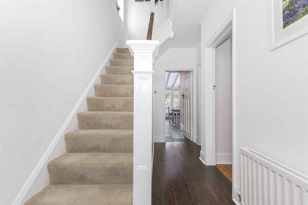 Entrance Hallway.jpg