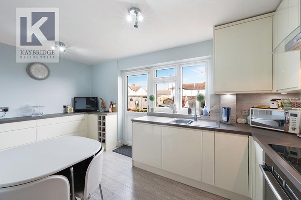 Boscombe Road KT4 8PL