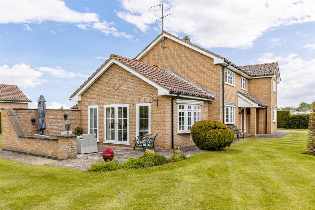 Langley House (Kirton)-14.jpg