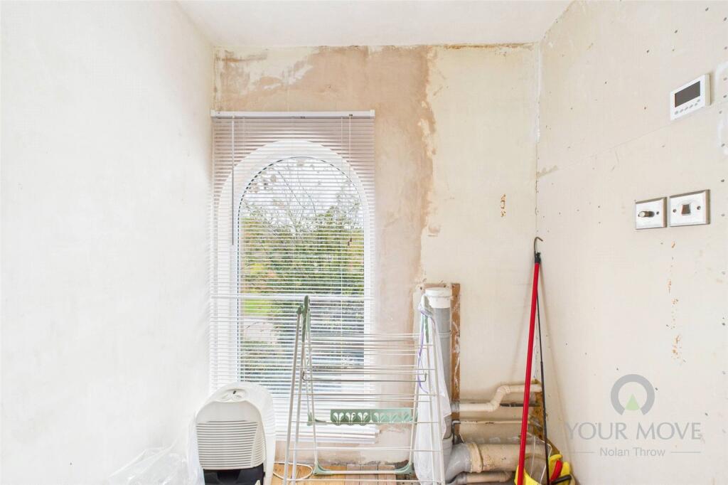 Lacy Drive, Bolbeck Park, Milton Keynes, Buckinghamshire, MK15