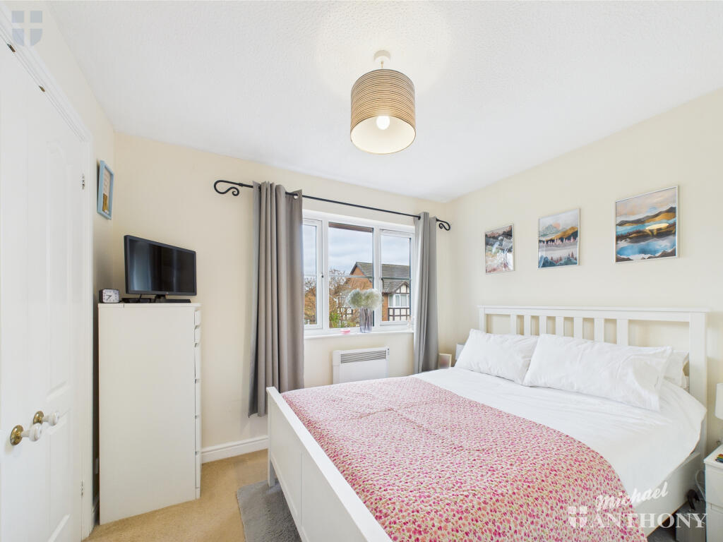 CAM03218G0-PR0633-STILL005