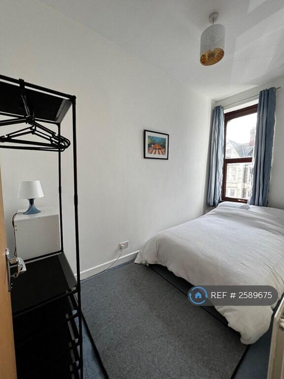 Small Double Bedroom