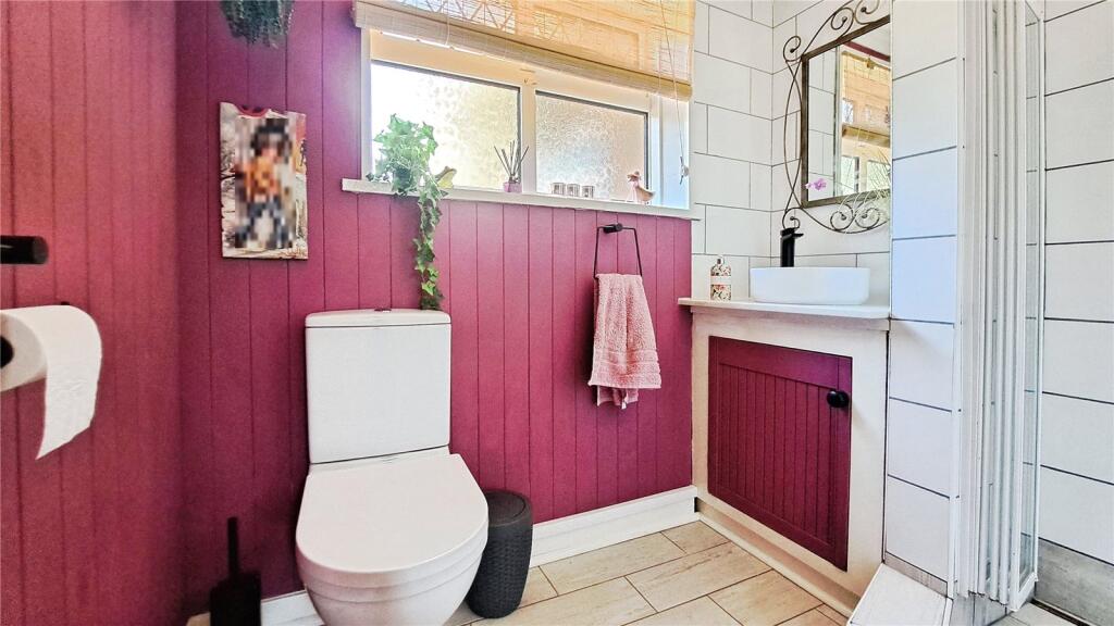 Shower Room/Wc