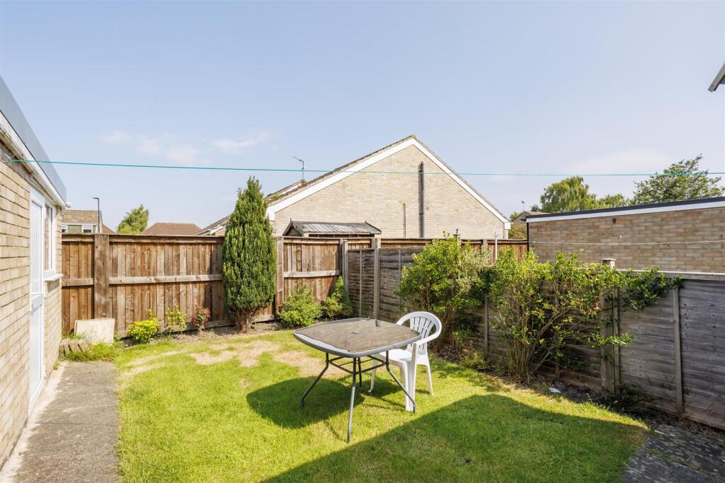 17_Chantry_Close__1.jpg