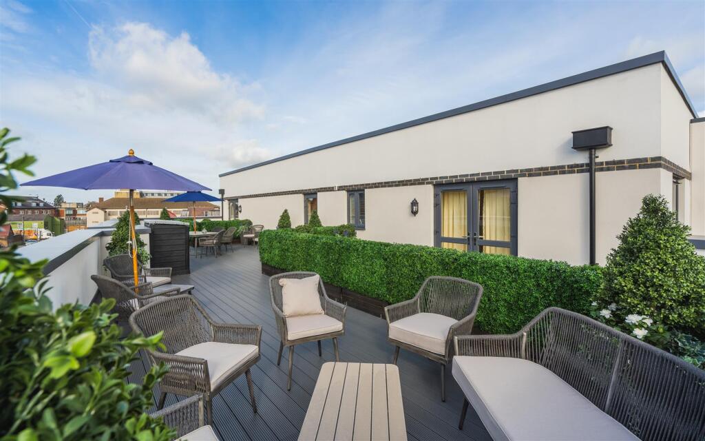 Roof Top Balcony (3).jpg