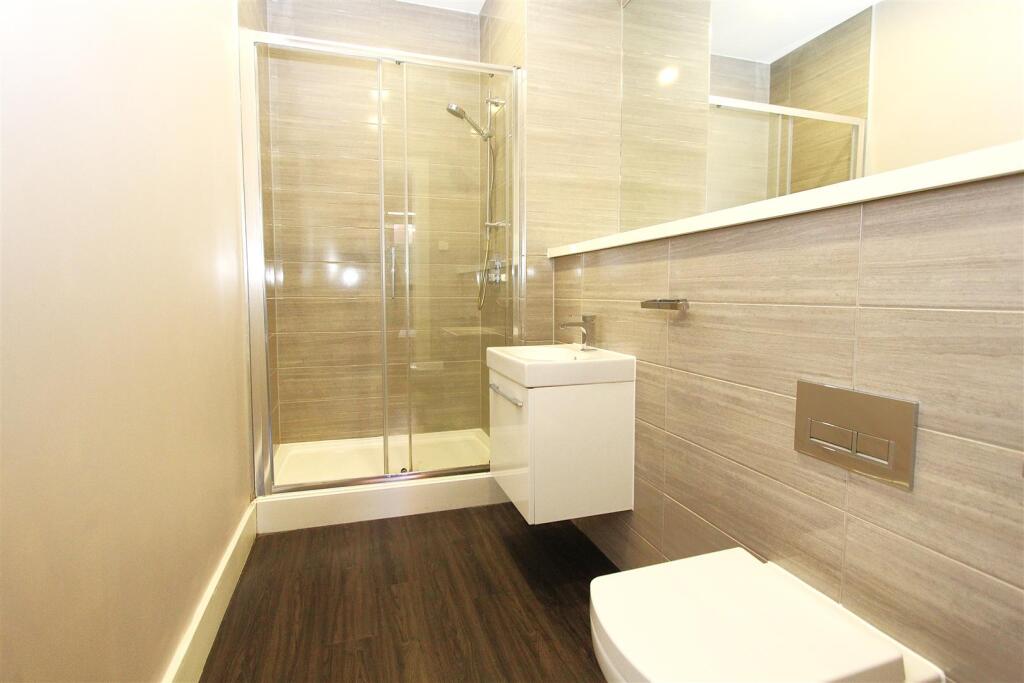En-suite.JPG