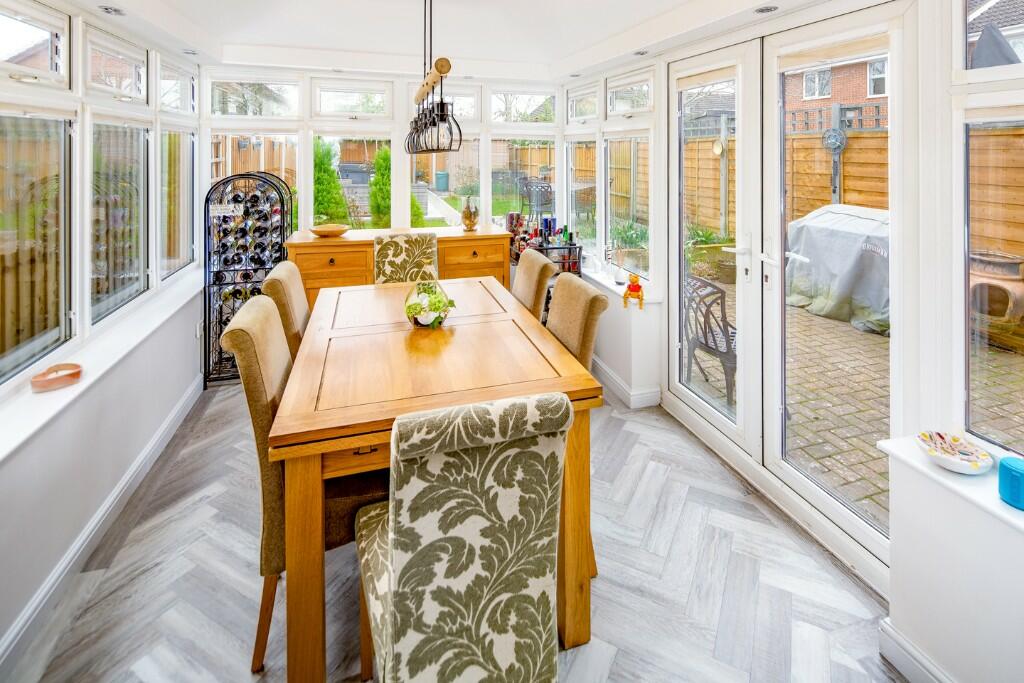 Garden/Family Room