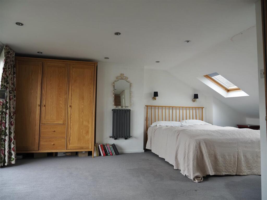 Clevedon Road SE20 7QQ - 5 of 46.jpeg