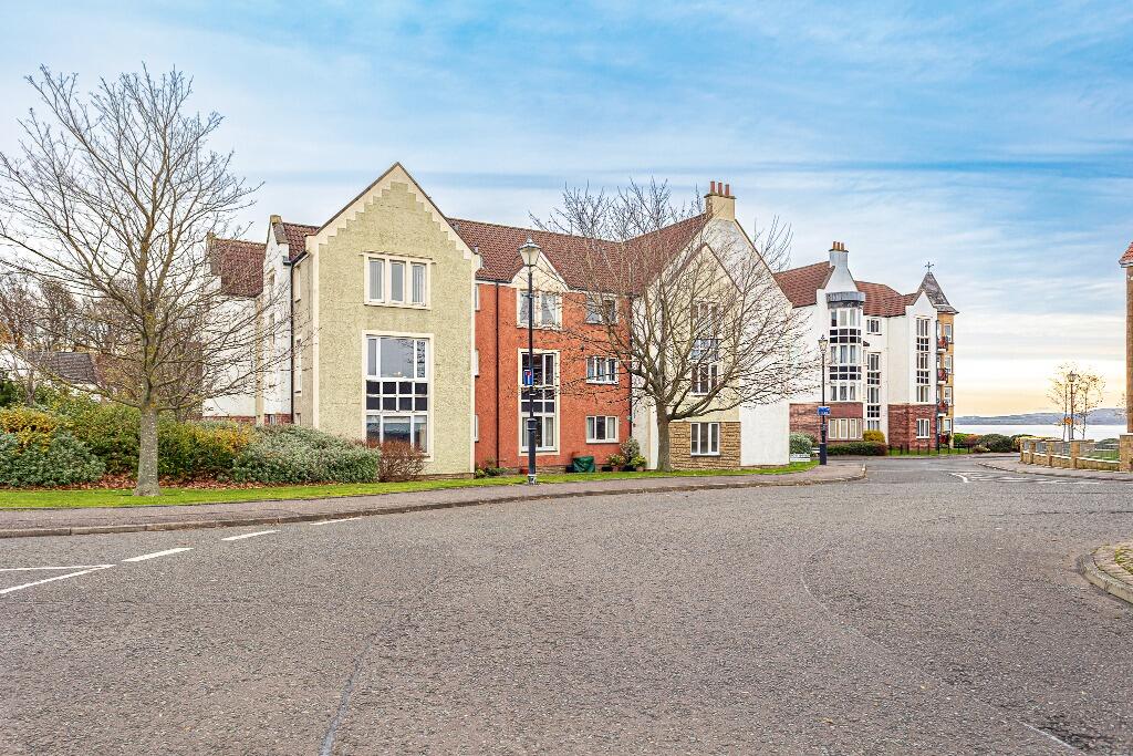 Harbour Place, Dalgety Bay, Fife, KY11