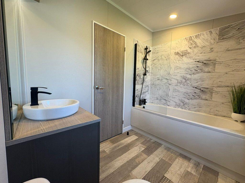 Photo 2025 07 11 11 42 49 (2)