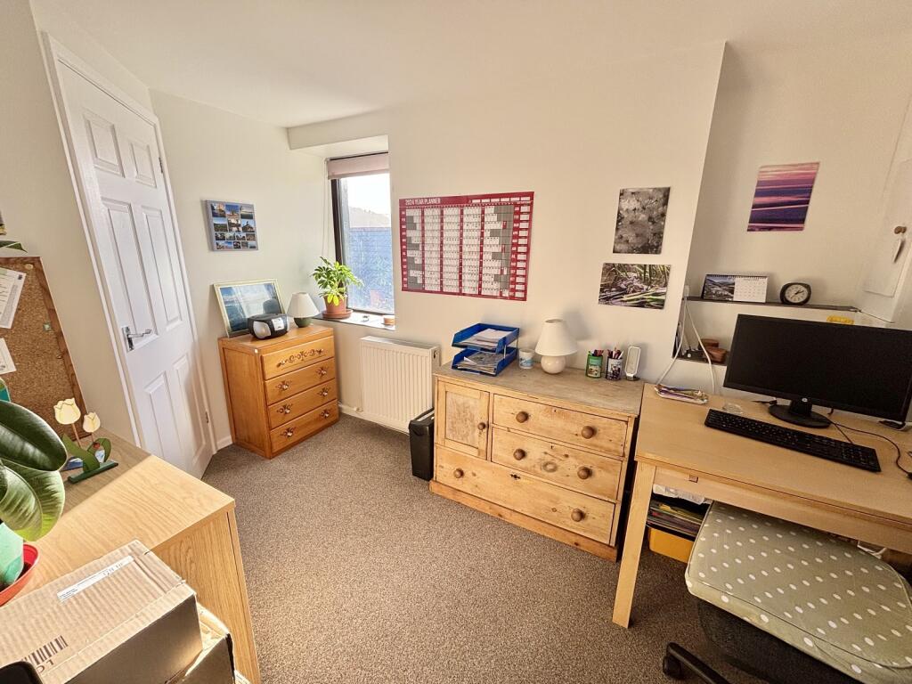 Bedroom 4/ study