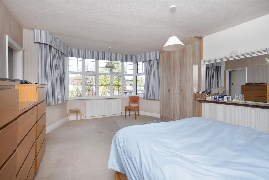 2 Westgate Road, Rugby (7).jpg