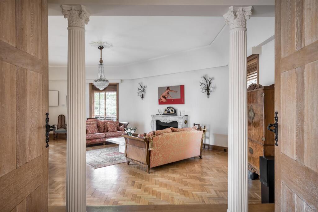 26-103  John Senior Great Tangley Manor Shoot.jpg