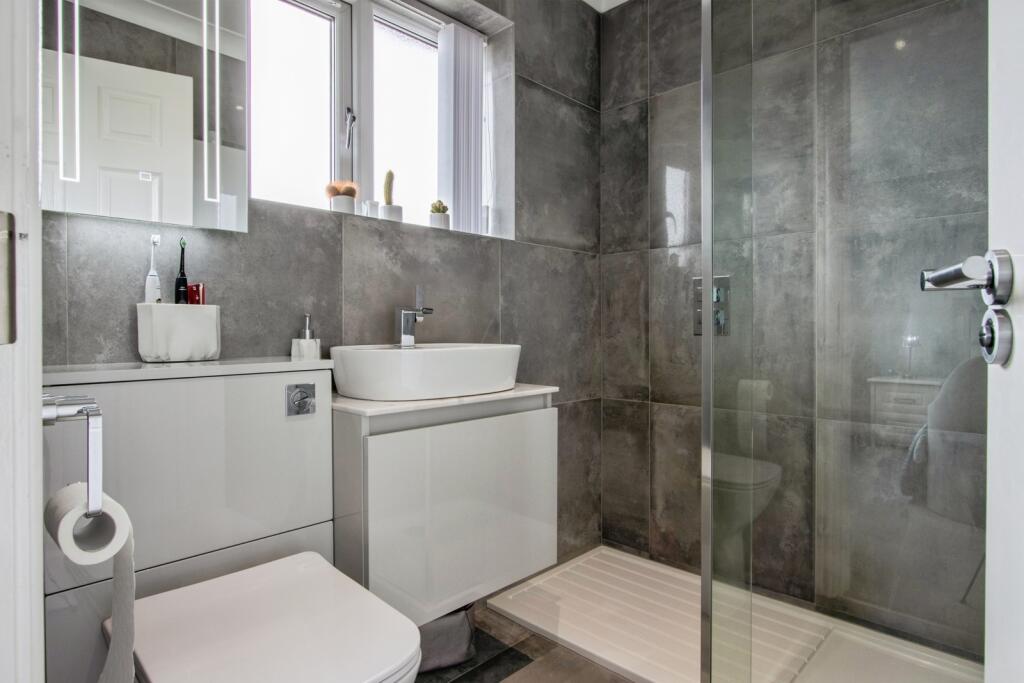 En-Suite One