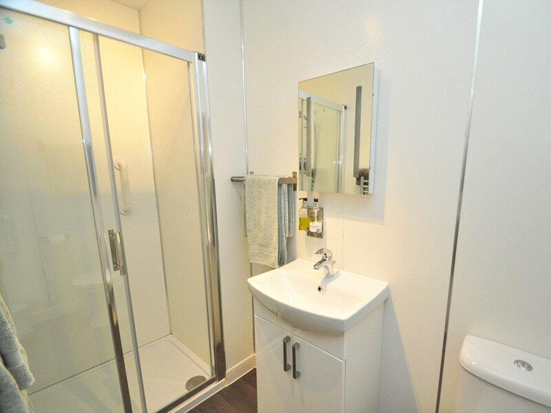 B&amp;b Bedroom1 Ensuite