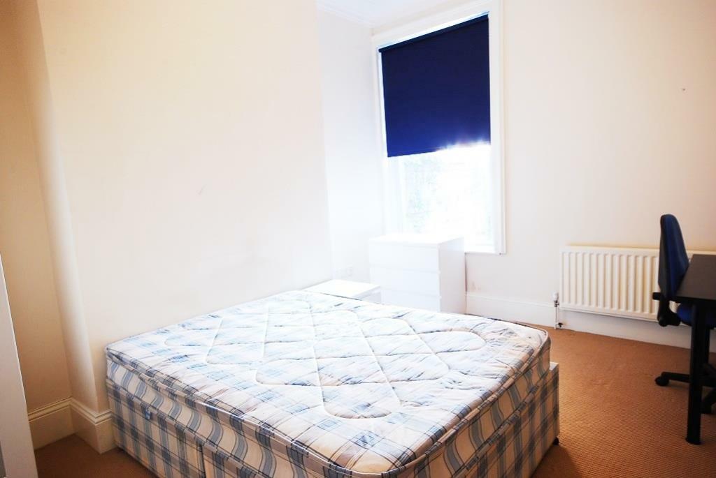 93 fern avenue (6)