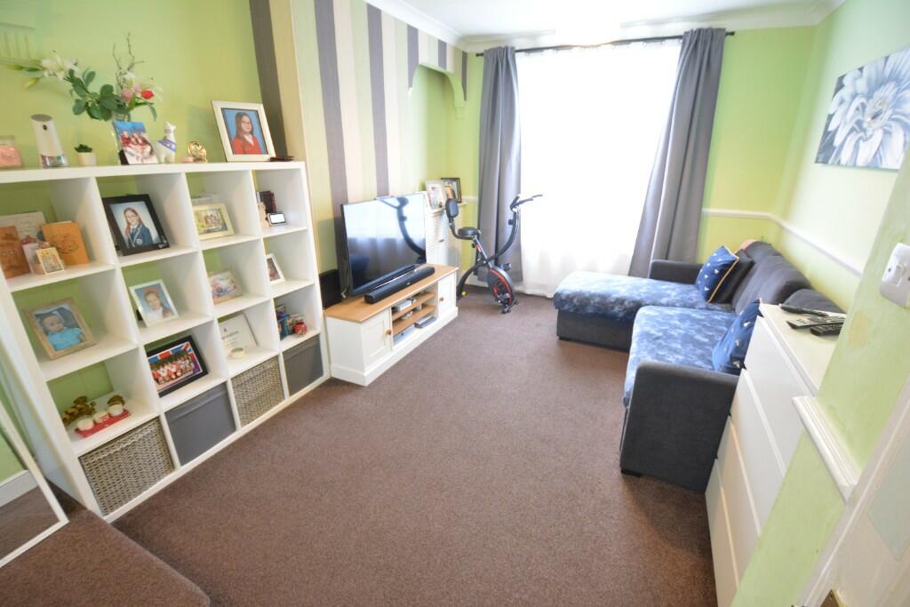 Lounge/Diner: