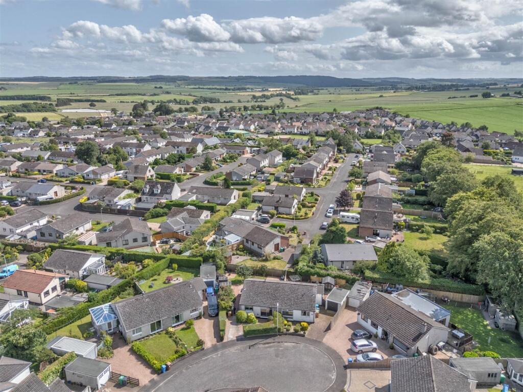 27 Hillview Road Balmullo-20.JPG