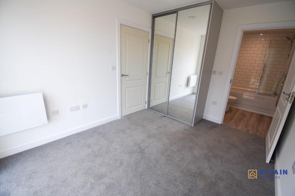 Bedroom 2 Flip.jpg