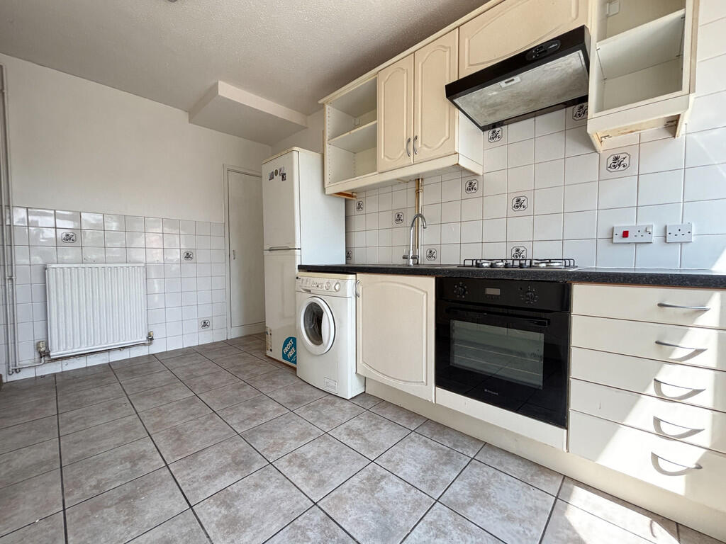 Kitchen (2)