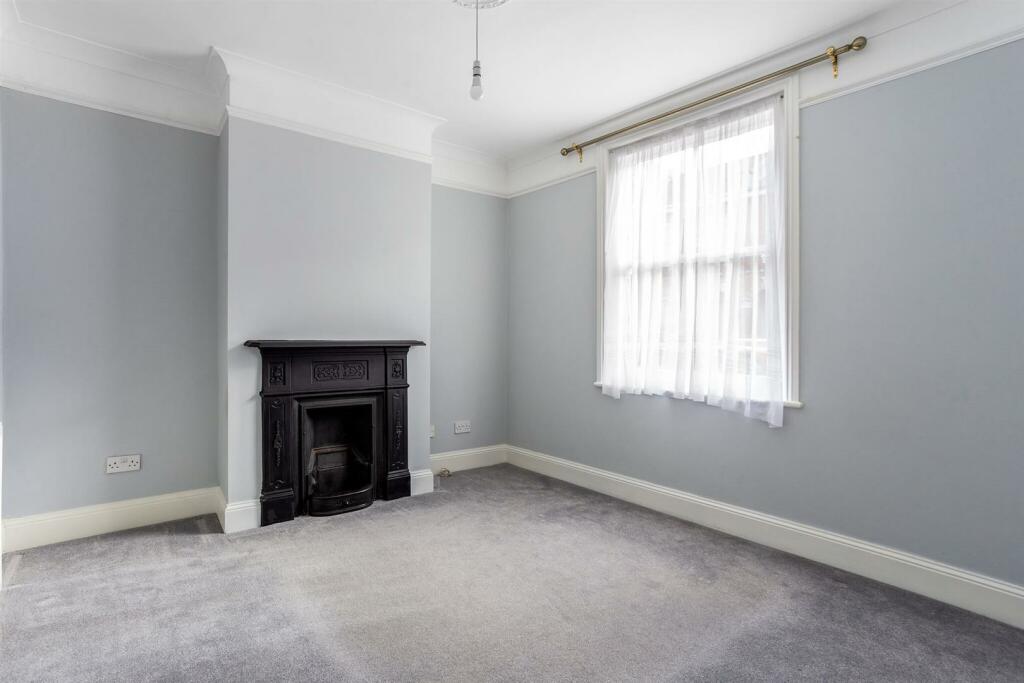 67151_60 Winstonian Road (15)_low.jpg