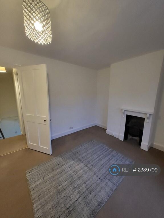 Front Bedroom 