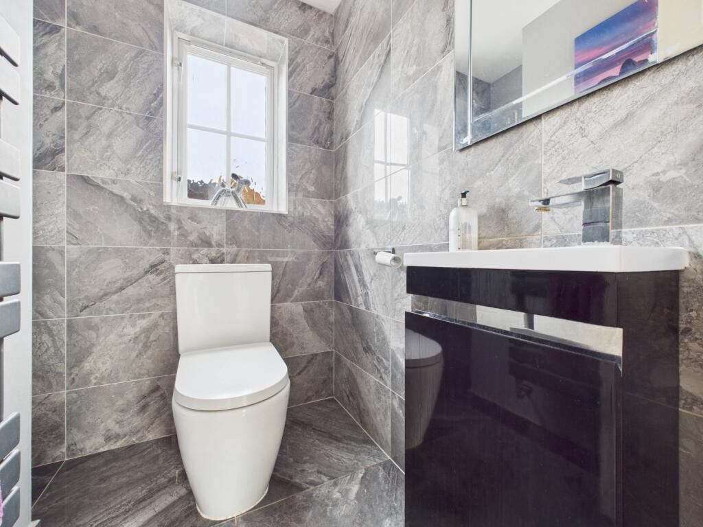 CAM04922G0-PR0069-STILL011