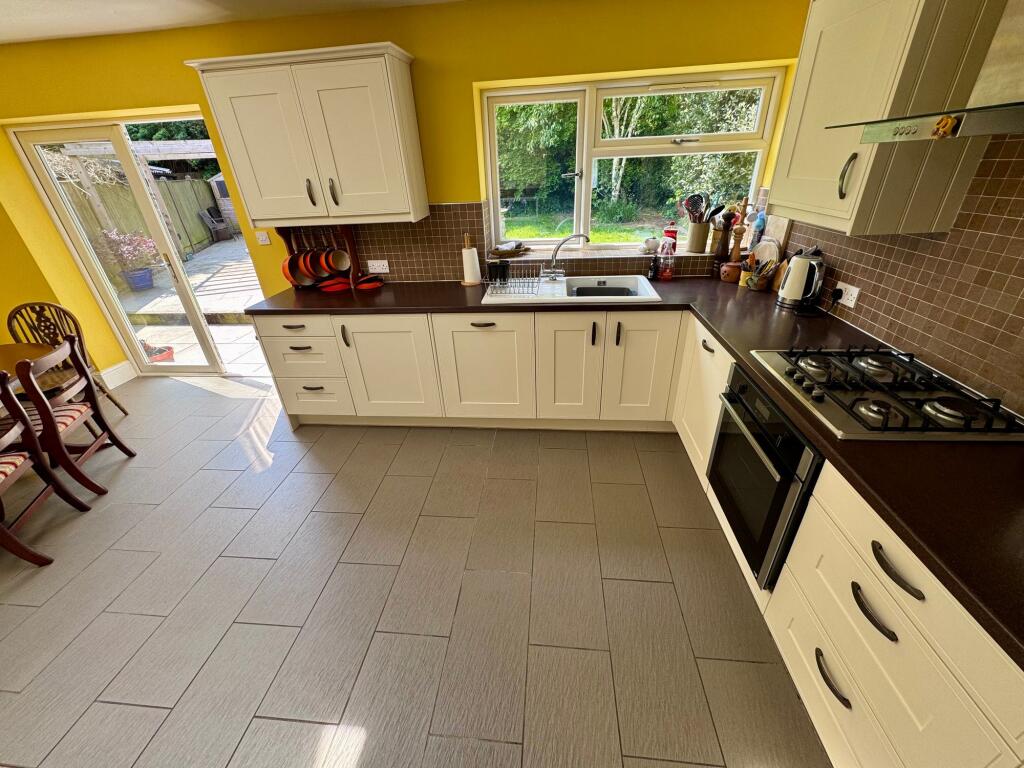 Kitchen / Diner