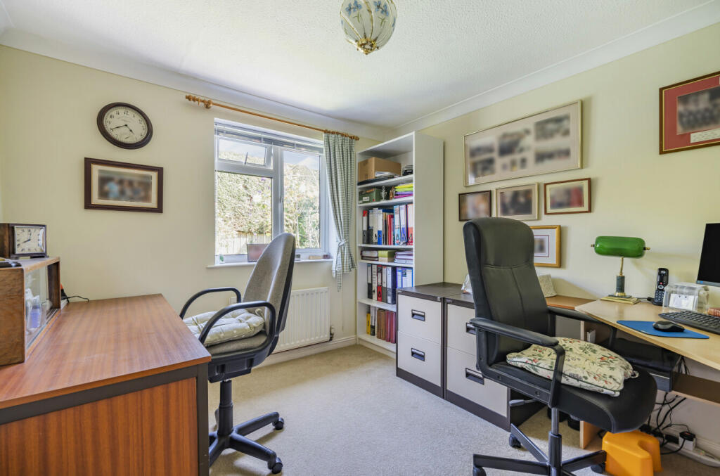 Bedroom/Study
