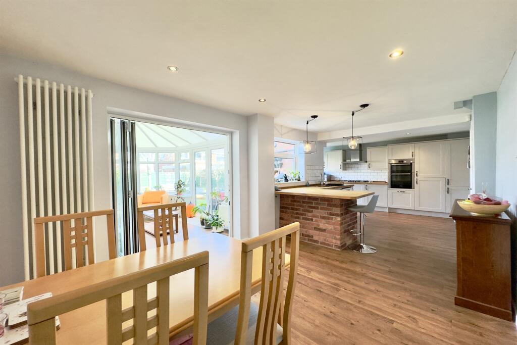 Open Plan Living Din
