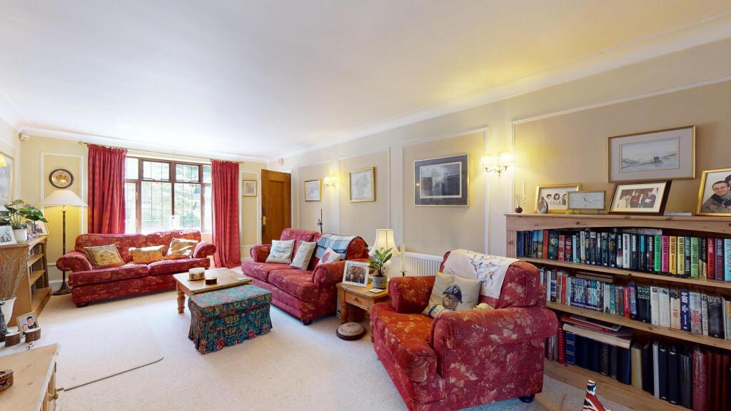 15-Breary-Lane-East-05212025_200515