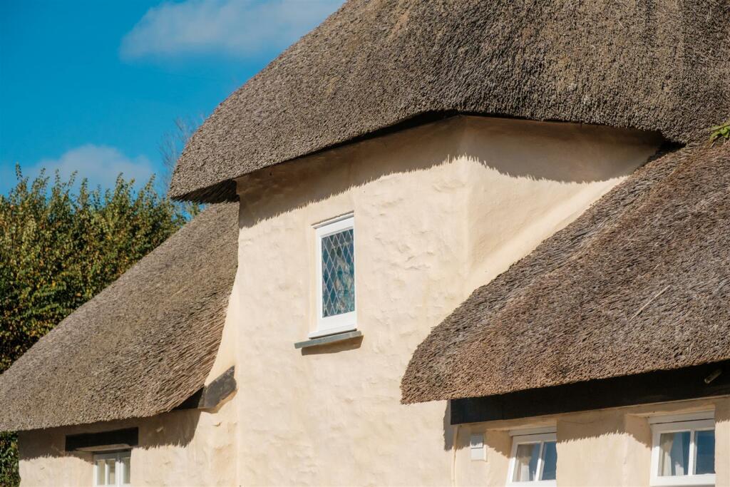 Parry_Wills Tenement photos Outside-23.jpg