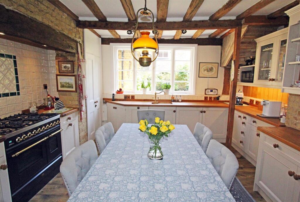 IMG_5778 kit rear.jpg