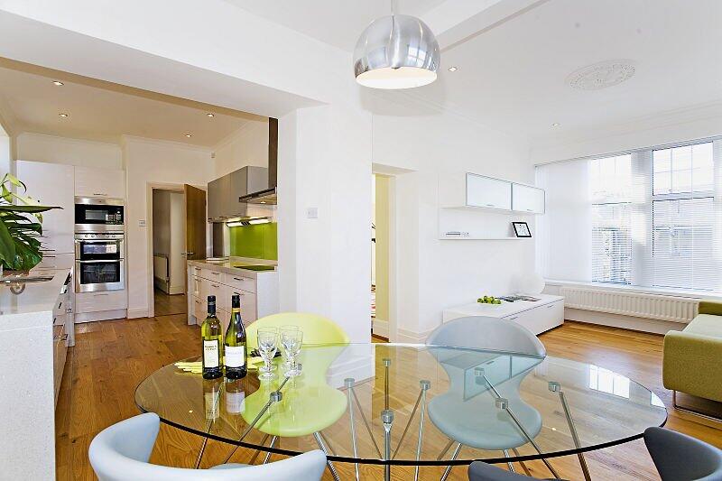 Kitchen / Dining