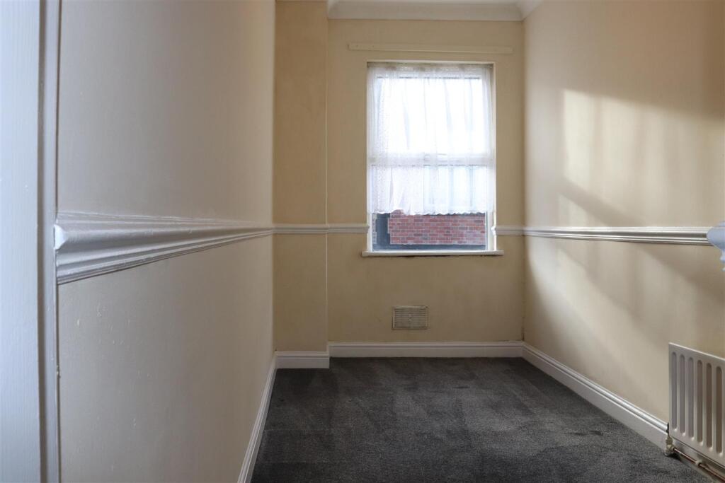 Rear third bedroom