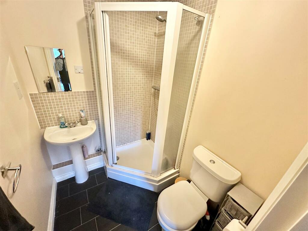 En Suite to Master